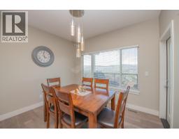 Full bathroom - 964 Mt Ida Drive, Vernon, BC V1B4C3 Photo 15