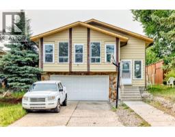 19 Berwick Crescent NW - photo 1
