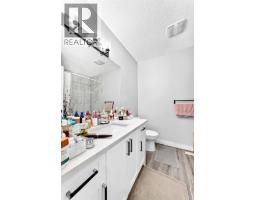 19 Berwick Crescent NW - photo 30