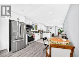 19 Berwick Crescent NW - photo 14