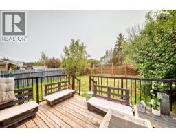 19 Berwick Crescent NW - photo 46