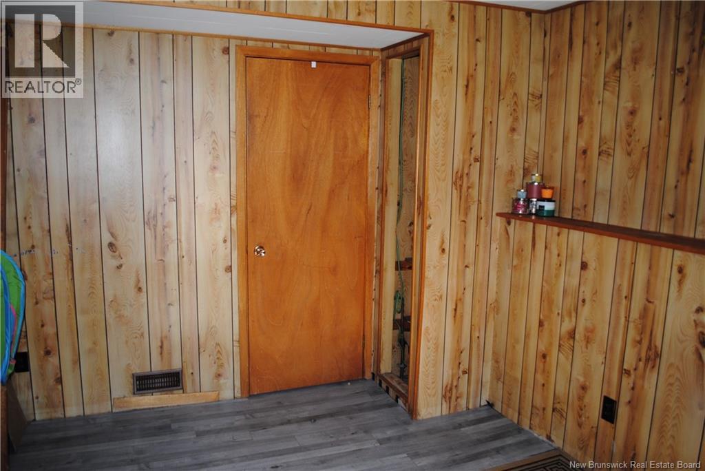 248 Whitepine Road - 19