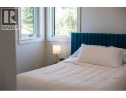 2016a Galerno Rd, Campbell River, BC V9W0A2 Photo 24