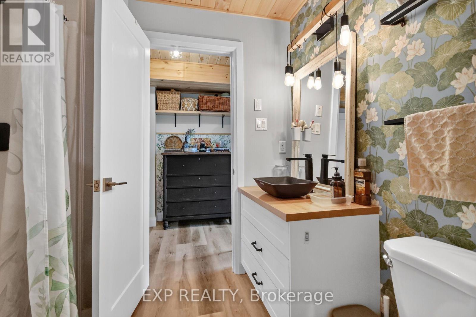 4197 Matawatchan Road — photo 4