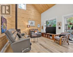 4197 Matawatchan Road, Greater Madawaska, ON K0J2R0 Photo 9