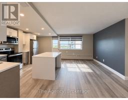 805 - 45 Paisley Boulevard W, Mississauga, ON L5B1E4 Photo 7