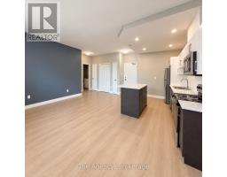 102 - 45 Paisley Boulevard W, Mississauga, ON L5B1E4 Photo 8