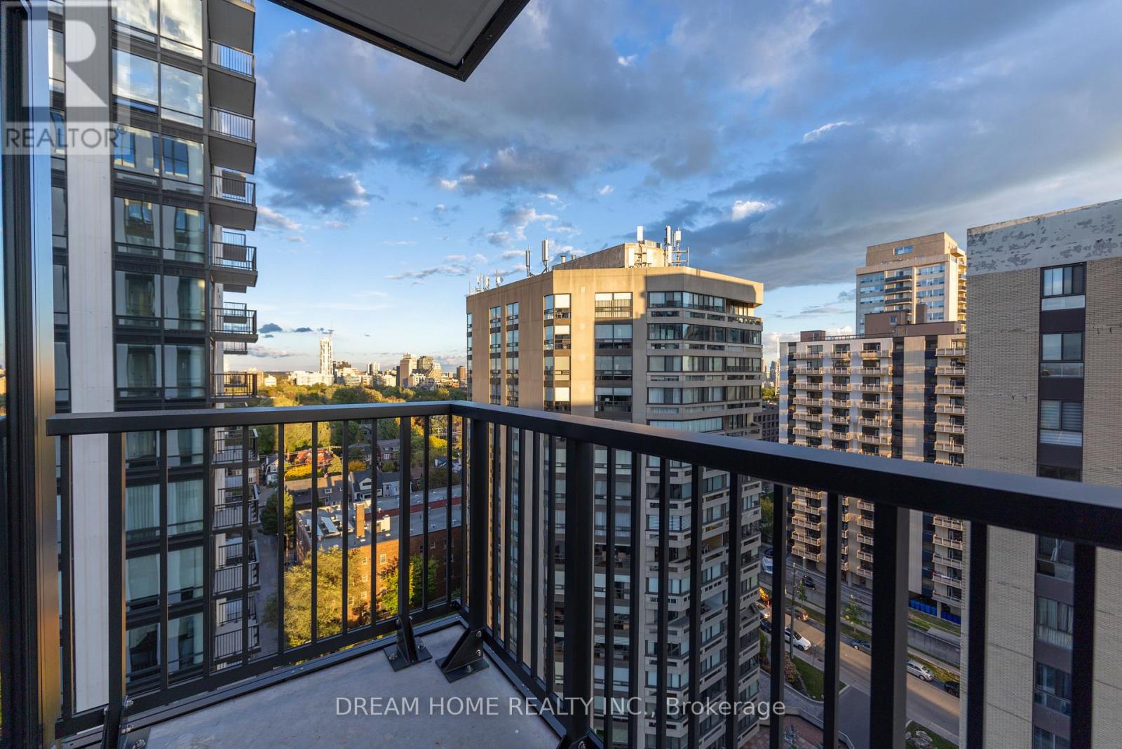 91 Montclair Avenue — photo 31