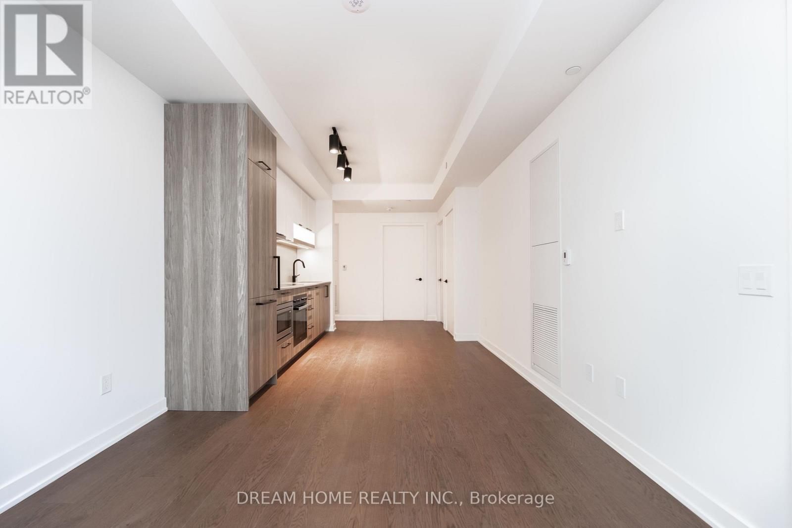 91 Montclair Avenue — photo 8