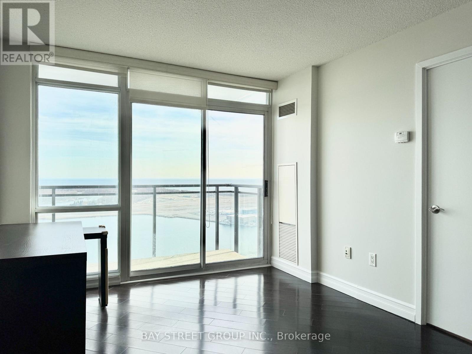 11 Brunel Court — photo 10