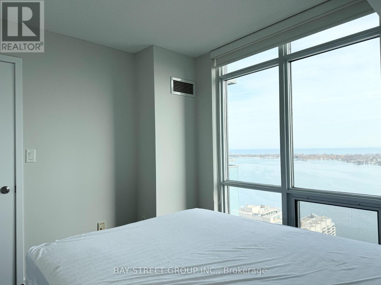 11 Brunel Court — photo 4