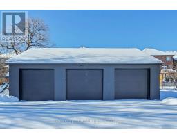 646 Simcoe Road, Bradford West Gwillimbury, ON L3Z4A9 Photo 39
