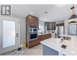 646 Simcoe Road, Bradford West Gwillimbury, ON L3Z4A9 Photo 6