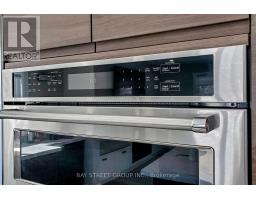 646 Simcoe Road, Bradford West Gwillimbury, ON L3Z4A9 Photo 9