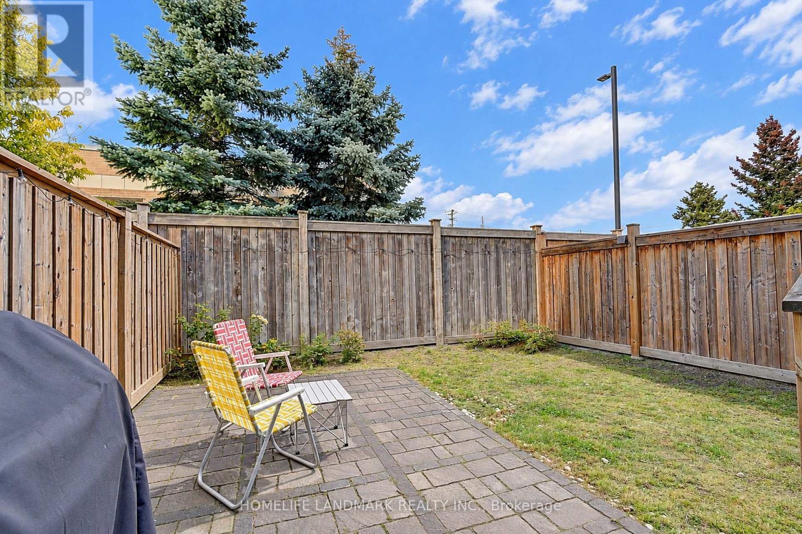 18 Avonmore Trail — photo 32
