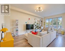 Laundry room - 18 Avonmore Trail, Vaughan, ON L6A4Y4 Photo 8