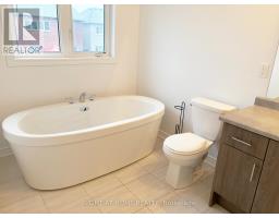 1528 Mcroberts Crescent, Innisfil, ON L9S0J9 Photo 9