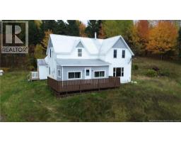 389 East Knowlesville Road, photo 2