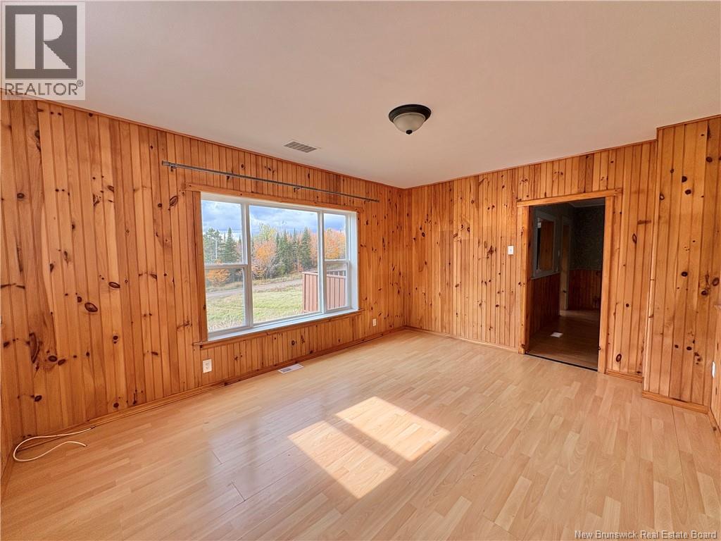 389 East Knowlesville Road - 14