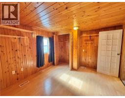 389 East Knowlesville Road, photo 8