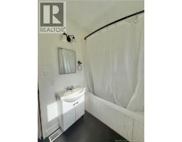 389 East Knowlesville Road, photo 18
