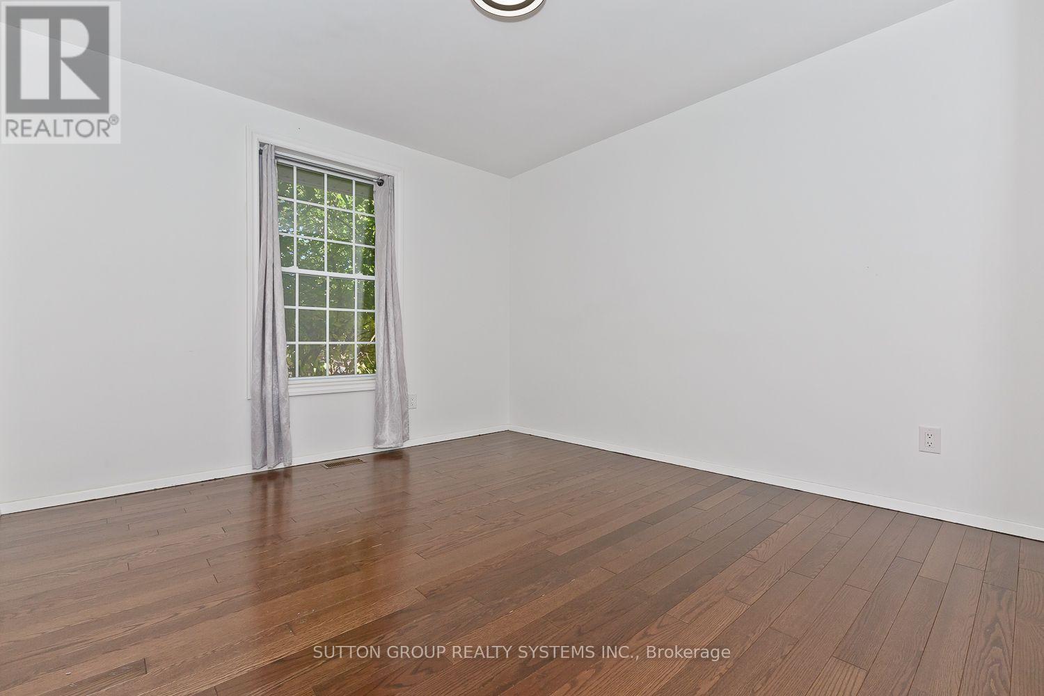 33 Crescentwood Drive — photo 12