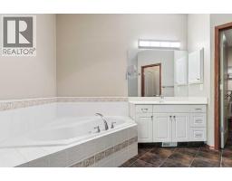 73 Hampstead Green NW - photo 26