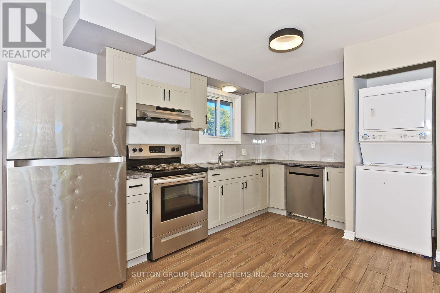 40 Jacobson Avenue — photo 8