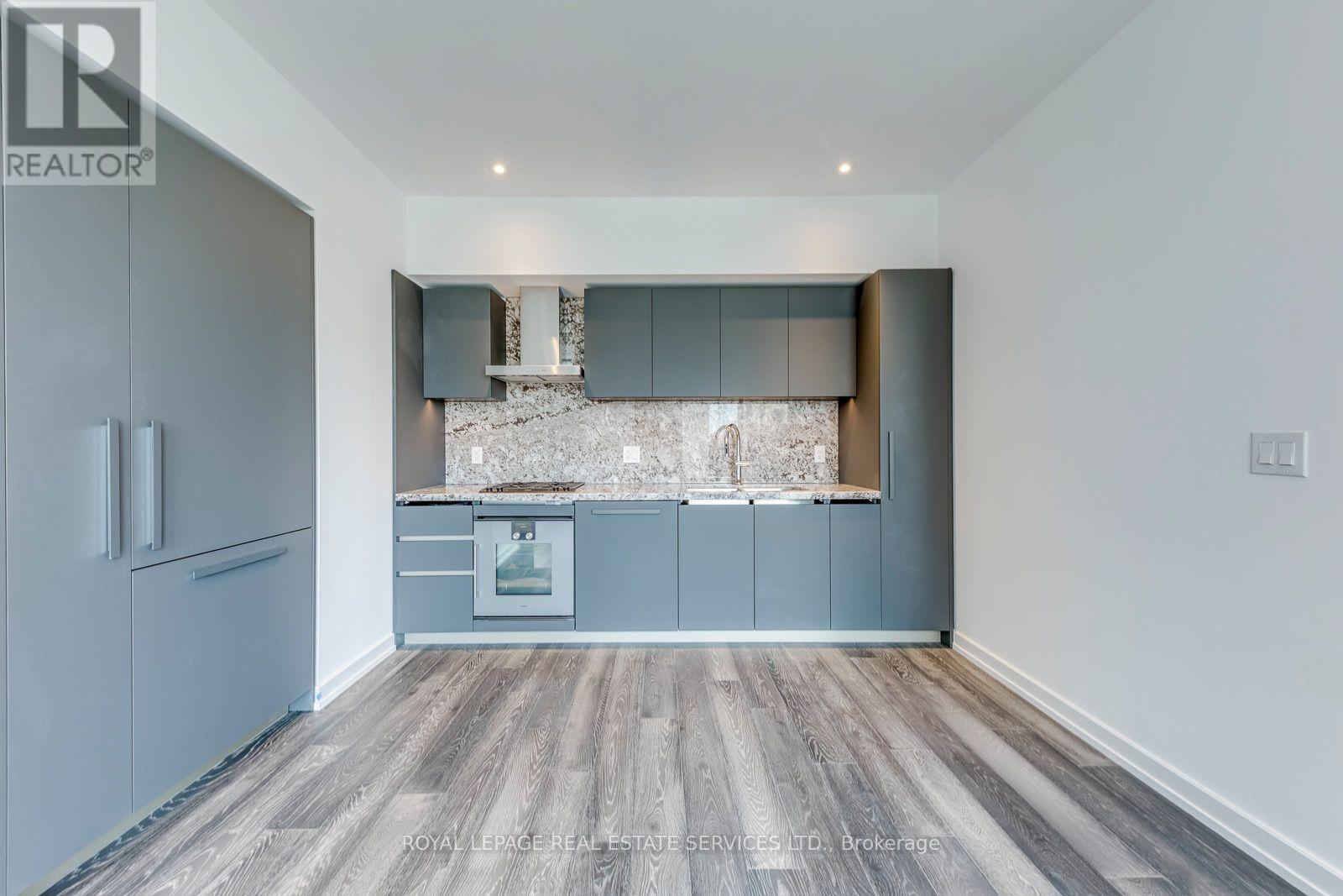 1315 Bay Street — photo 10