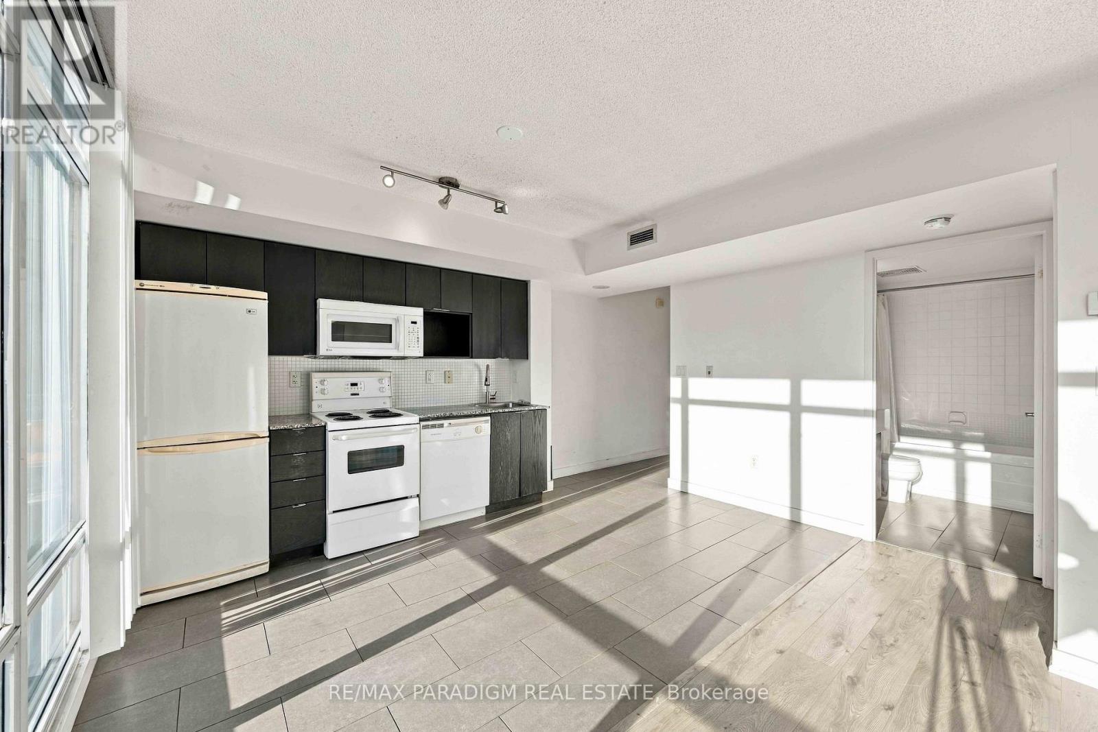 15 Brunel Court — photo 20
