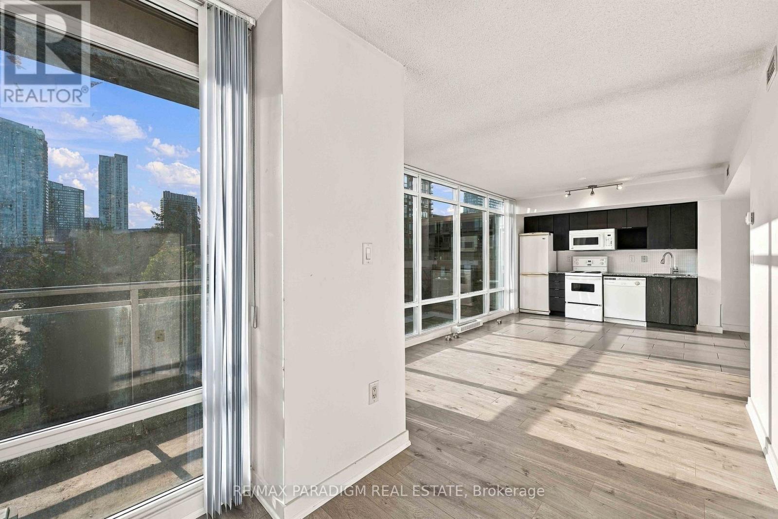 15 Brunel Court — photo 14