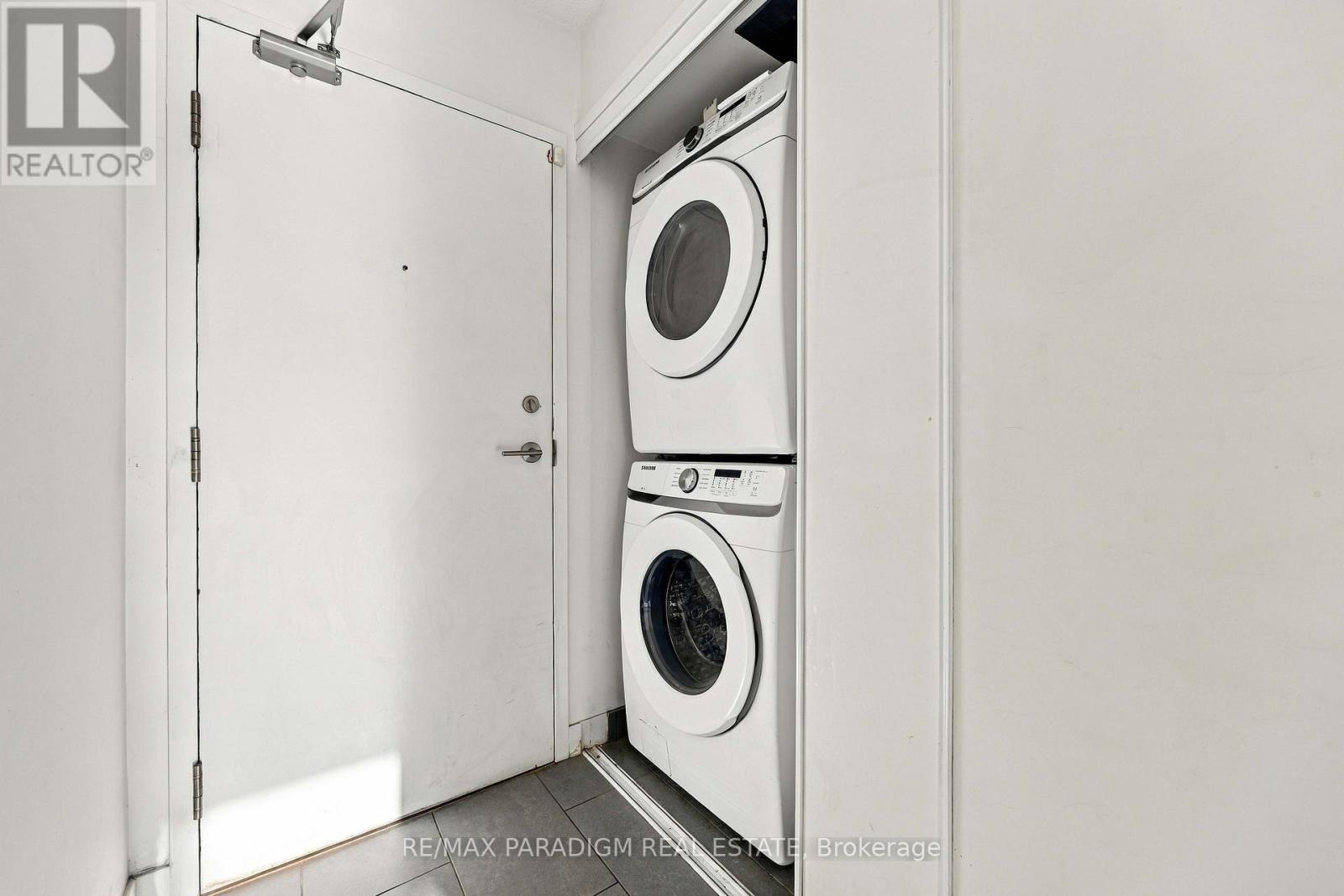 15 Brunel Court — photo 27