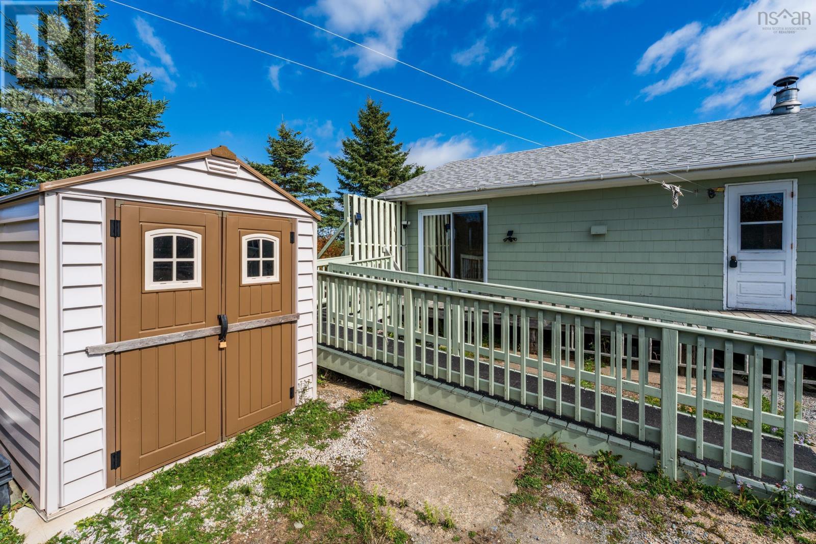 80 Patrice Road - 24