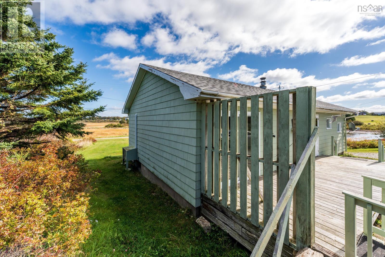 80 Patrice Road - 28