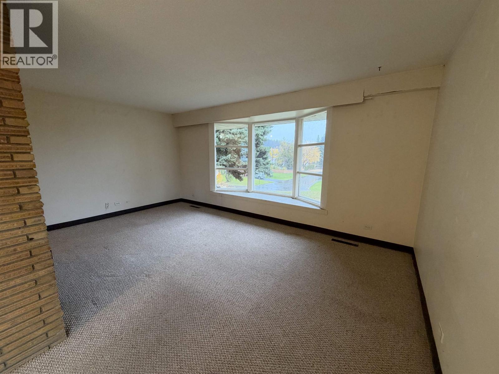 295 N MOFFAT STREET, Prince George - Image 1