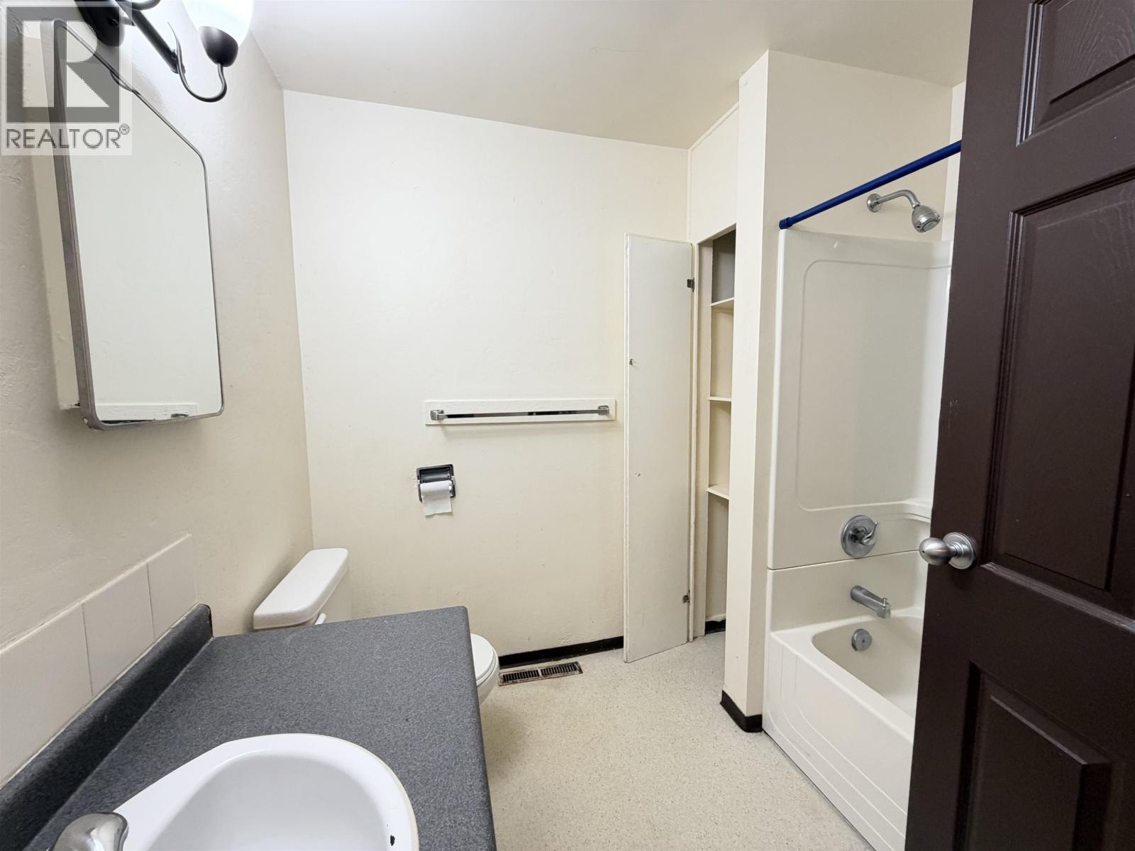 295 N MOFFAT STREET, Prince George - Image 1