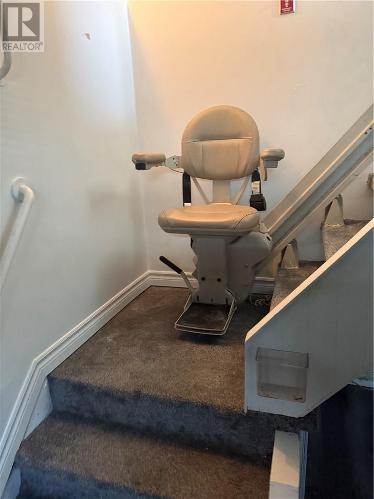 200 Hillside Drive South - 18