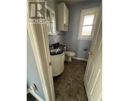 Eat in kitchen - 200 Hillside Drive South, Elliot Lake, ON P3A1N5 Photo 10