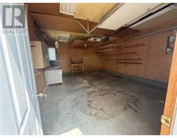 200 Hillside Drive South, Elliot Lake, ON P3A1N5 Photo 22