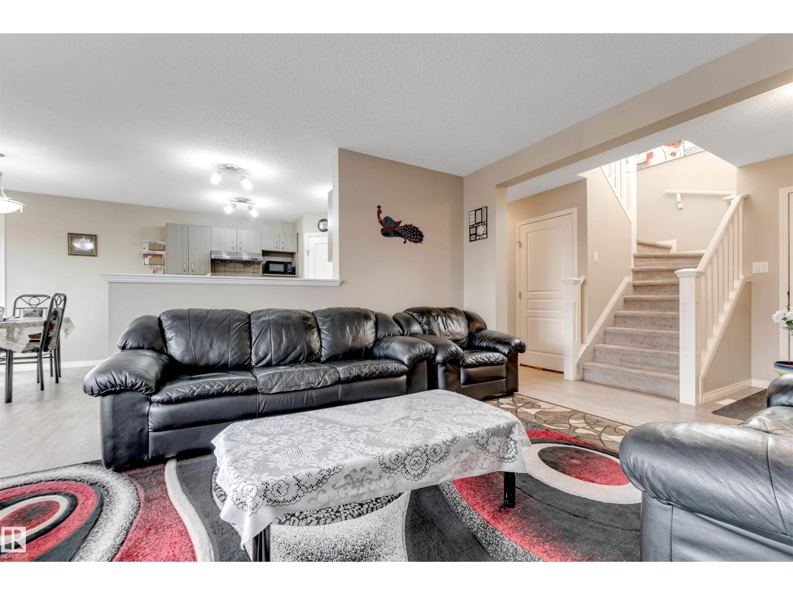 3304 13 AV NW - 25