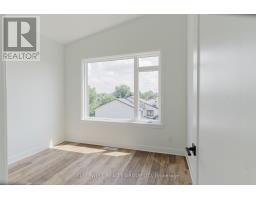 9 - 845 Champlain Street, Ottawa, ON K1C1K3 Photo 17