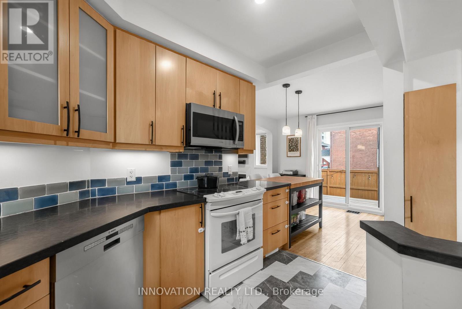 403 ATHLONE AVENUE - 20