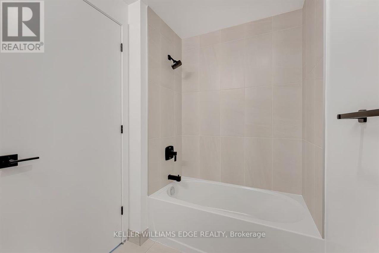 701- 108 Peter Street, Toronto, ON photo 14