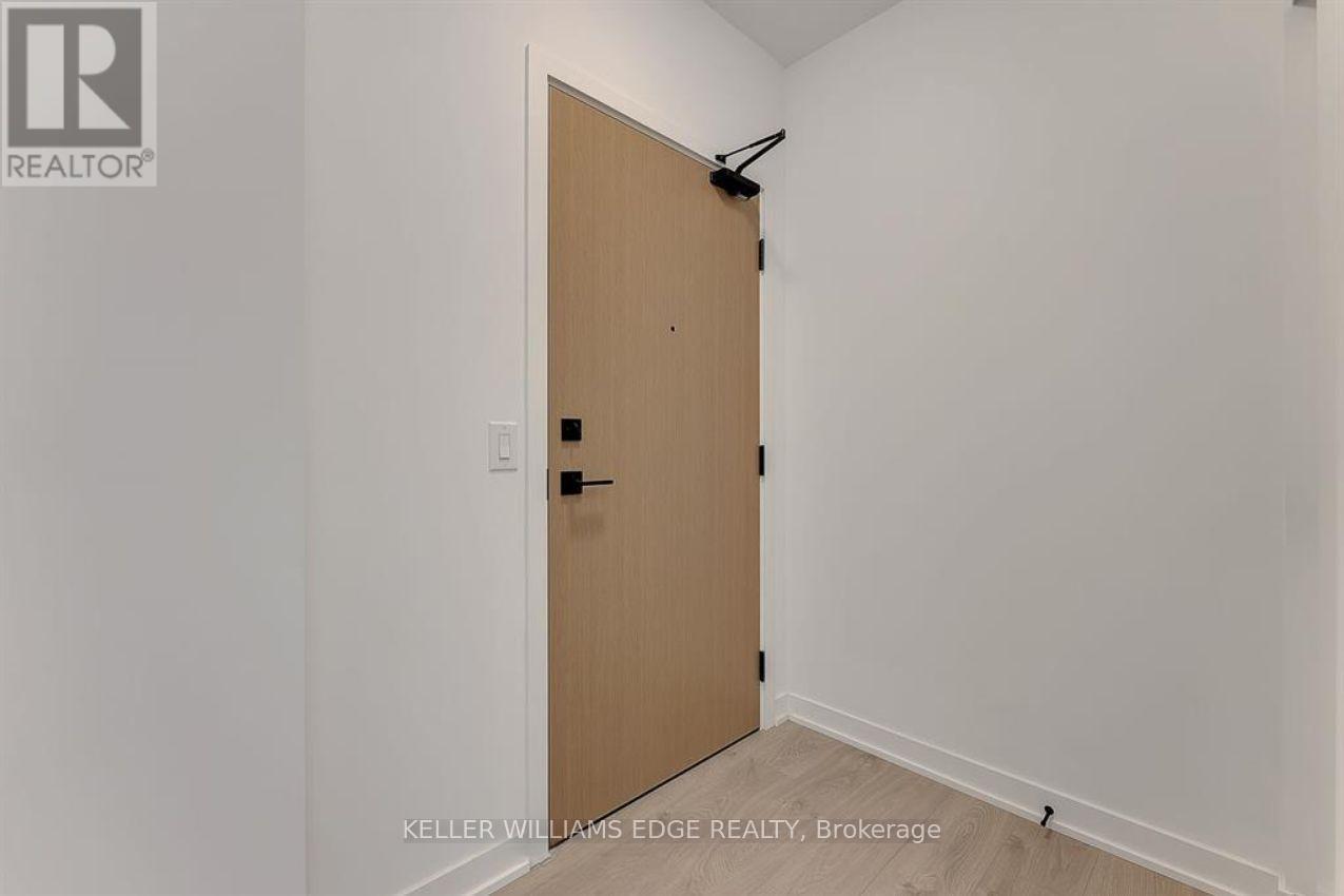 701- 108 Peter Street, Toronto, ON photo 2