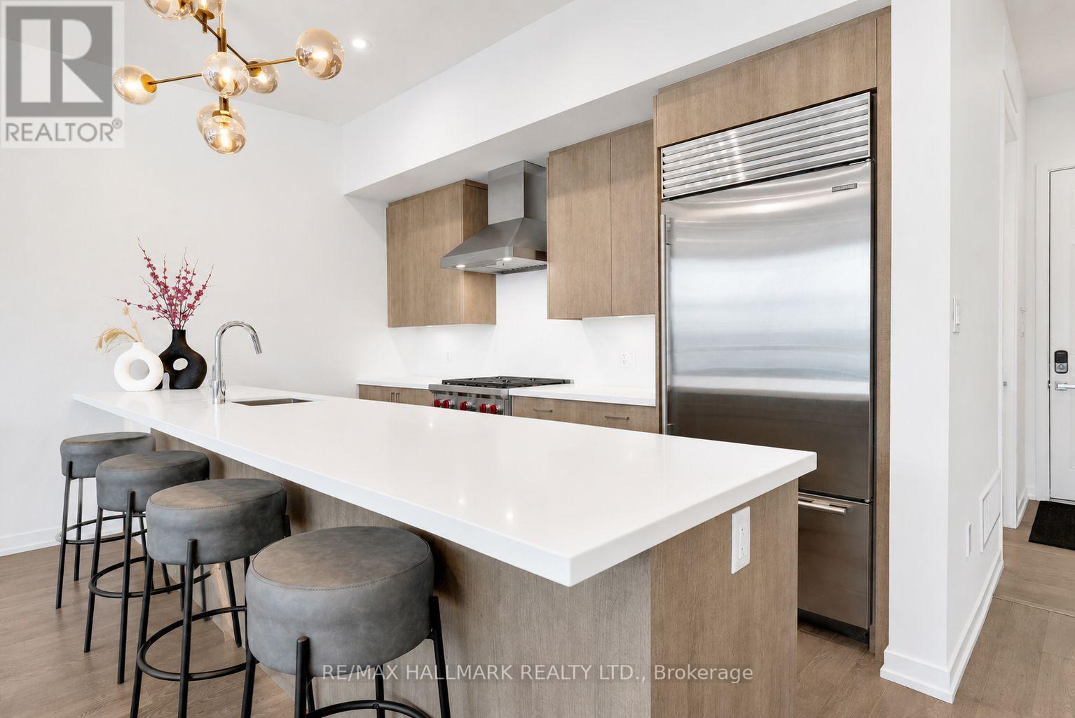 3712 Ferretti Court, Innisfil, ON photo 8