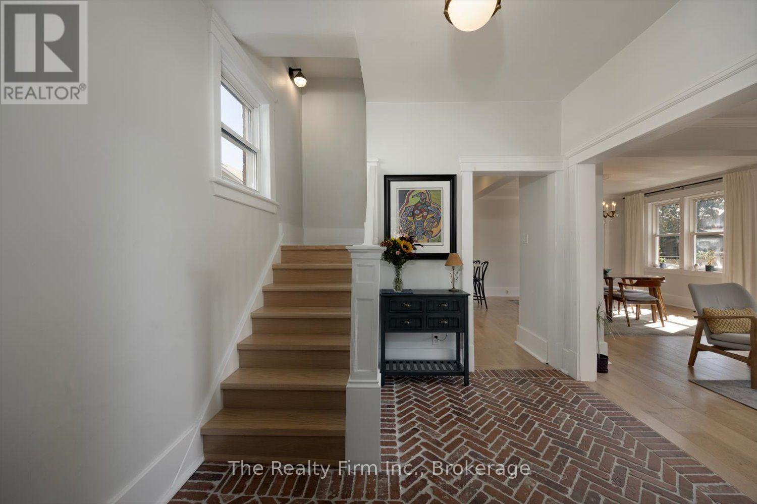101 ST VINCENT STREET N, Stratford — photo 5