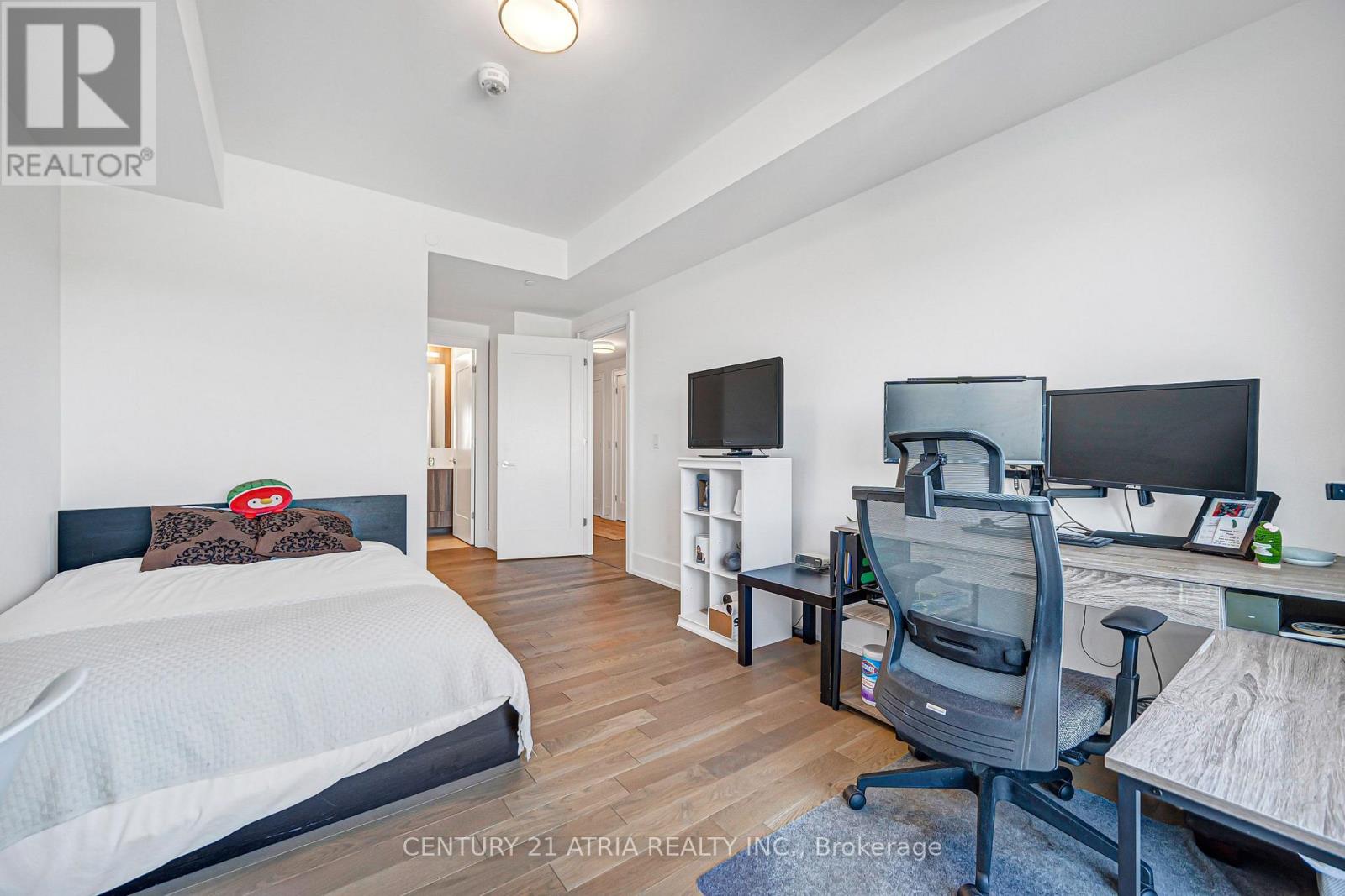 #1219 25 ADRA GRADO WAY - 25
