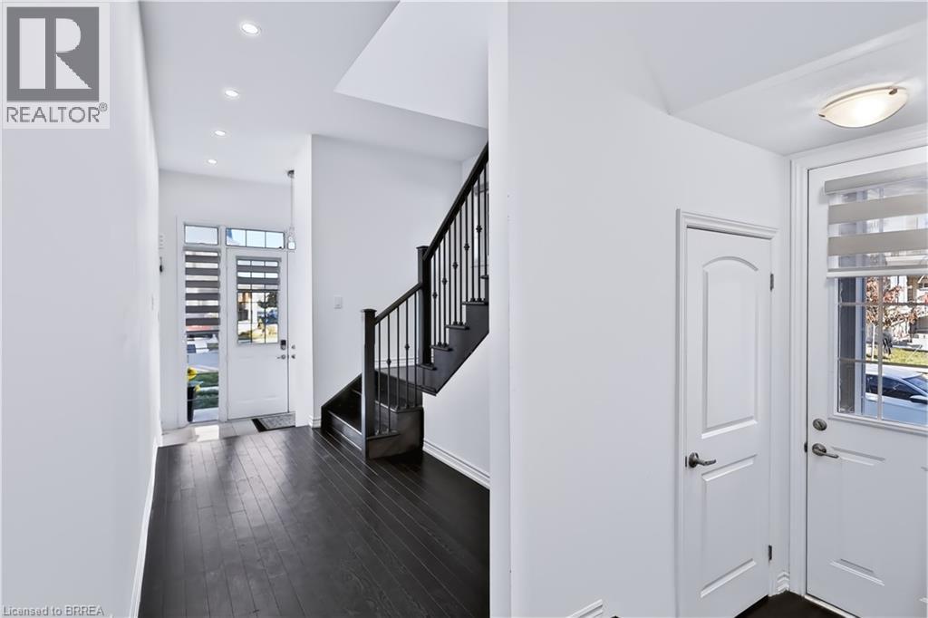 1 Rowley Street — photo 7