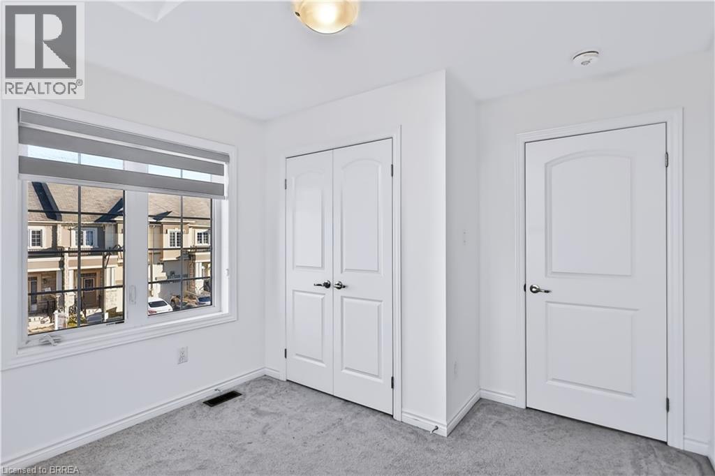 1 Rowley Street — photo 31