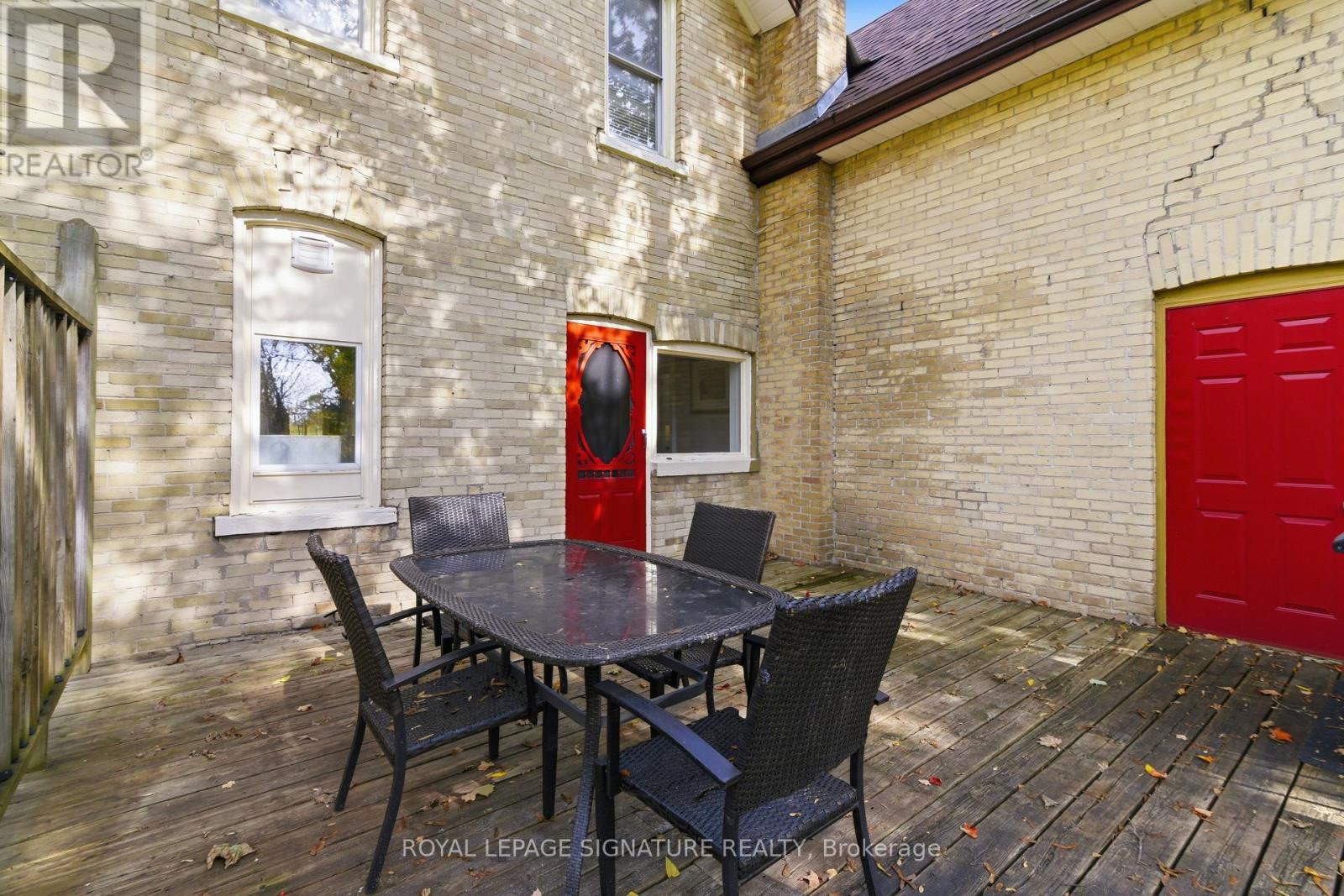 65 Bond Street West, Kawartha Lakes, ON photo 6